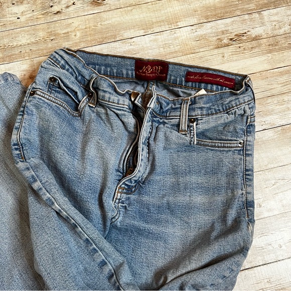 💚NYDJ well-worn jeans - Picture 4 of 9